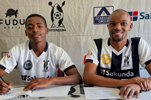 Highlanders strengthen squad with signing of Ephany Gwavava