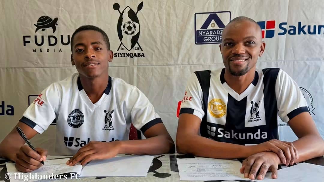 Highlanders strengthen squad with signing of Ephany Gwavava