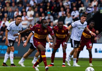 Maswanhise scores but misses penalty as Motherwell and St Mirren share six-goal thriller